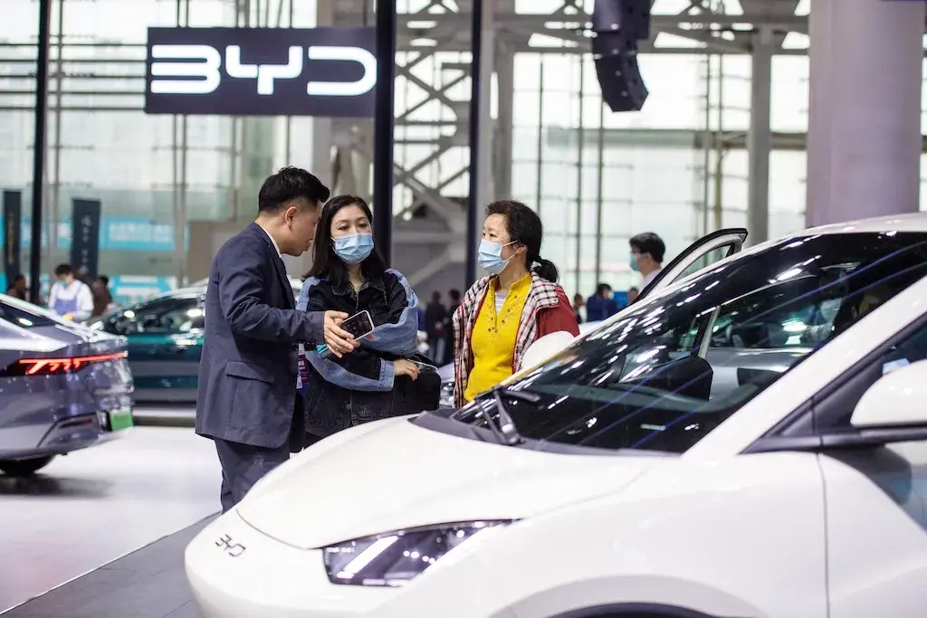 新能源汽车7月渗透率超50%，中国车市来到“质变”临界点