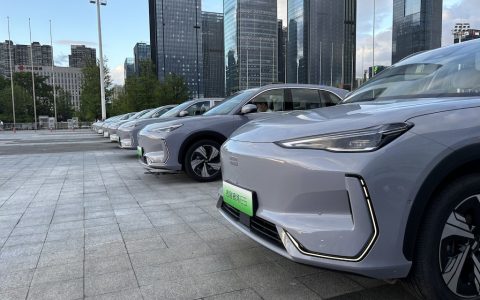 A级纯电SUV标杆上市 吉利银河E5限时先享指导价10.98万元起