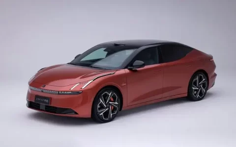 除了帅还有啥？领克Z10阻击小米SU 7有戏吗