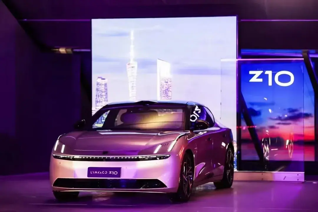 除了帅还有啥？领克Z10阻击小米SU 7有戏吗