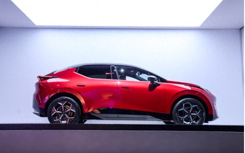 都市出行新潮流，领克Z20、特斯拉Model Y、宝马iX1谁更值