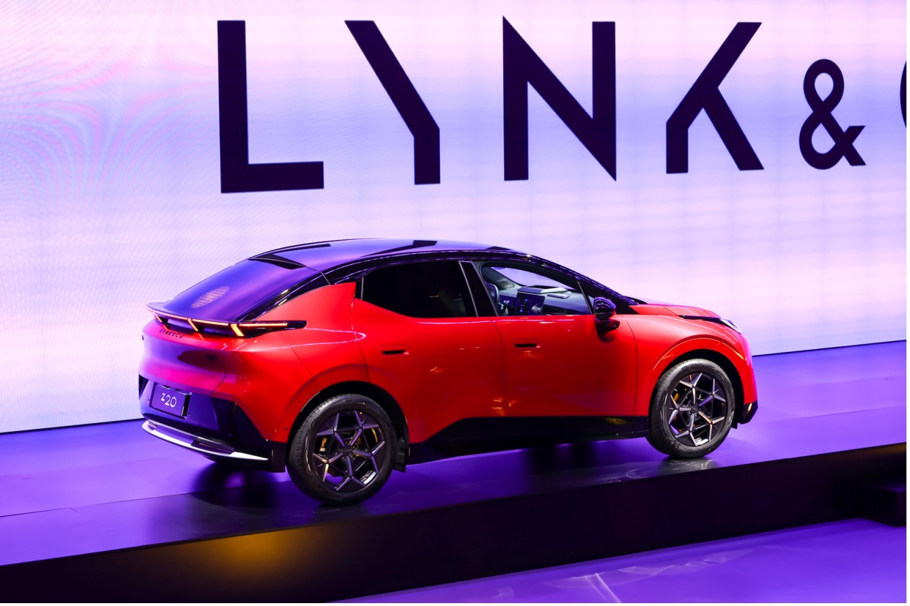 都市出行新潮流，领克Z20、特斯拉Model Y、宝马iX1谁更值