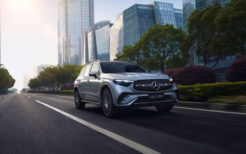 梅赛德斯-奔驰问鼎2024年年度豪华品牌销量冠军