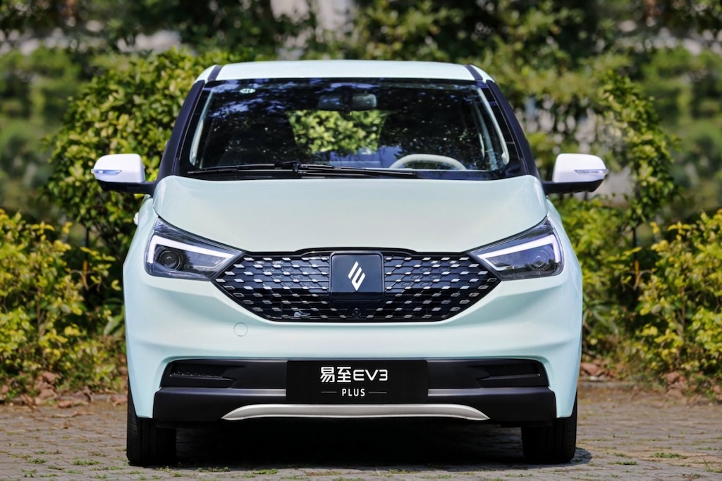 12.98万/6.28万起，羿驰05&易至EV3 PLUS开启安全出行新范式