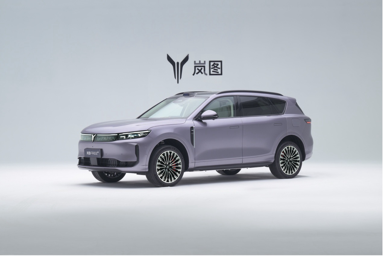 跟风闭眼选！岚图FREE+25万级的“宝藏车”