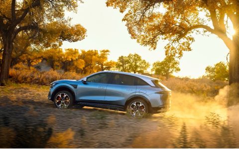焕新极氪7X正式上市，限时售价21.98万元起