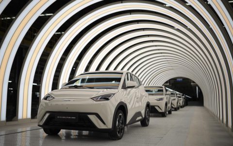 不仅是投资者，更是长期伙伴——比亚迪第1400万辆新能源车巴西工厂下线