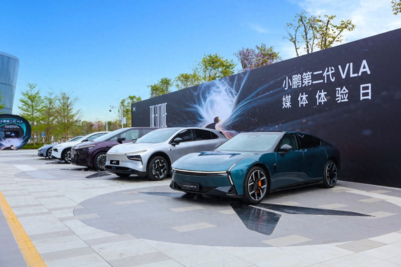 小鹏第二代VLA推送在即,2026款小鹏X9纯电版上市
