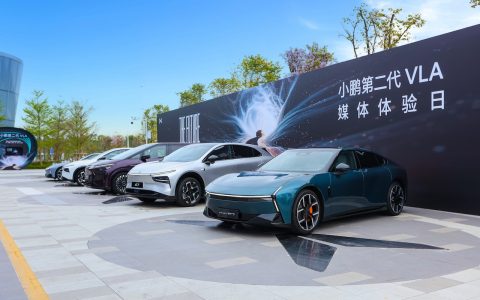 小鹏第二代VLA推送在即，2026款小鹏X9纯电版上市