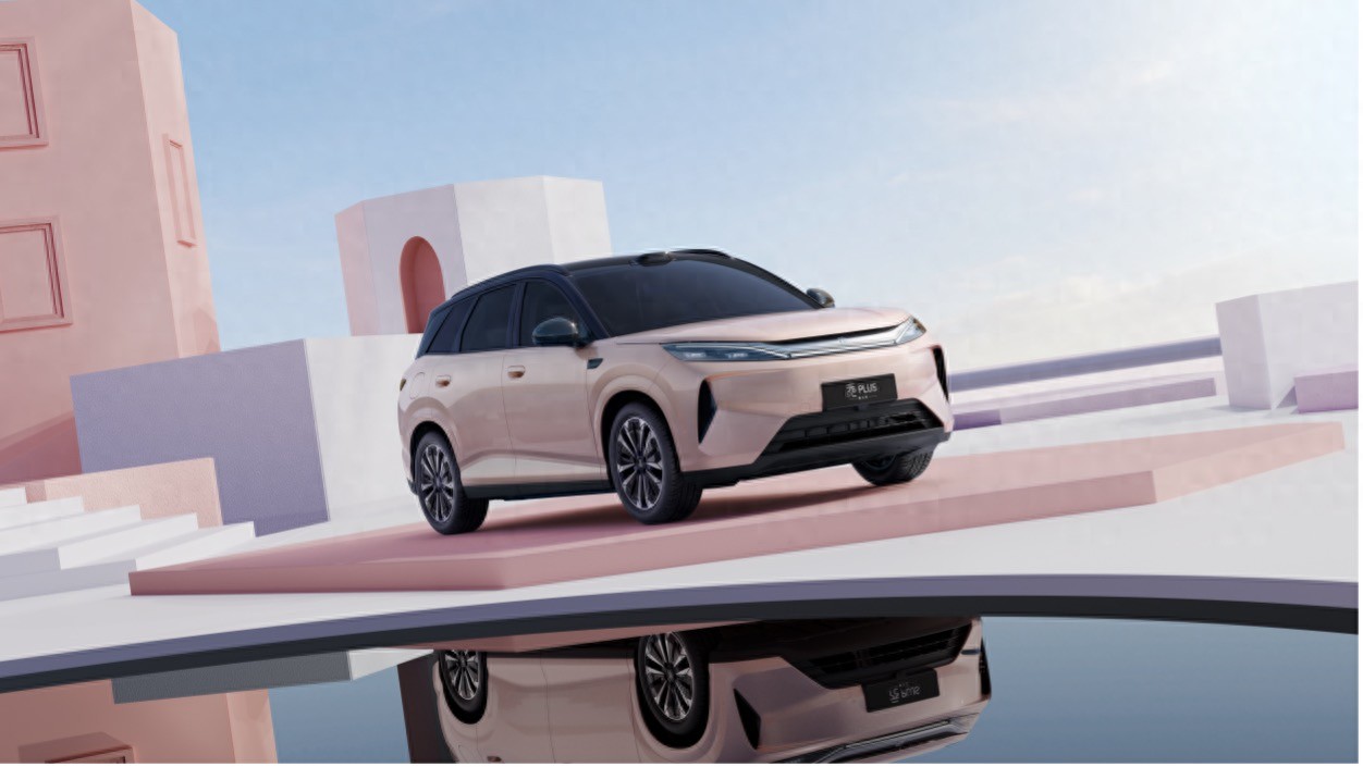 元力智趣闪充SUV，第三代元PLUS北京车展全球首发亮相