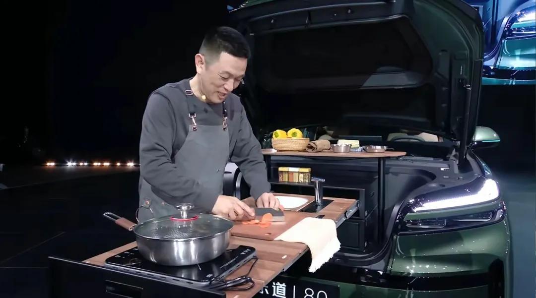 面对乐道L80的掀桌子，为什么乐道老车主不满意了