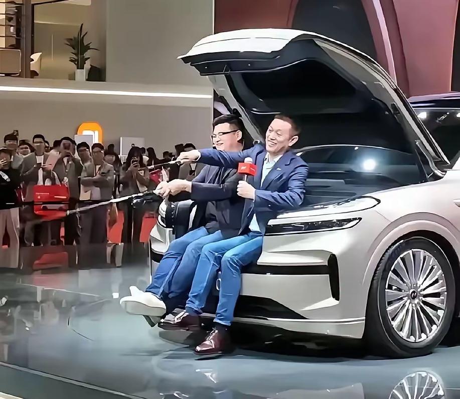 面对乐道L80的掀桌子，为什么乐道老车主不满意了
