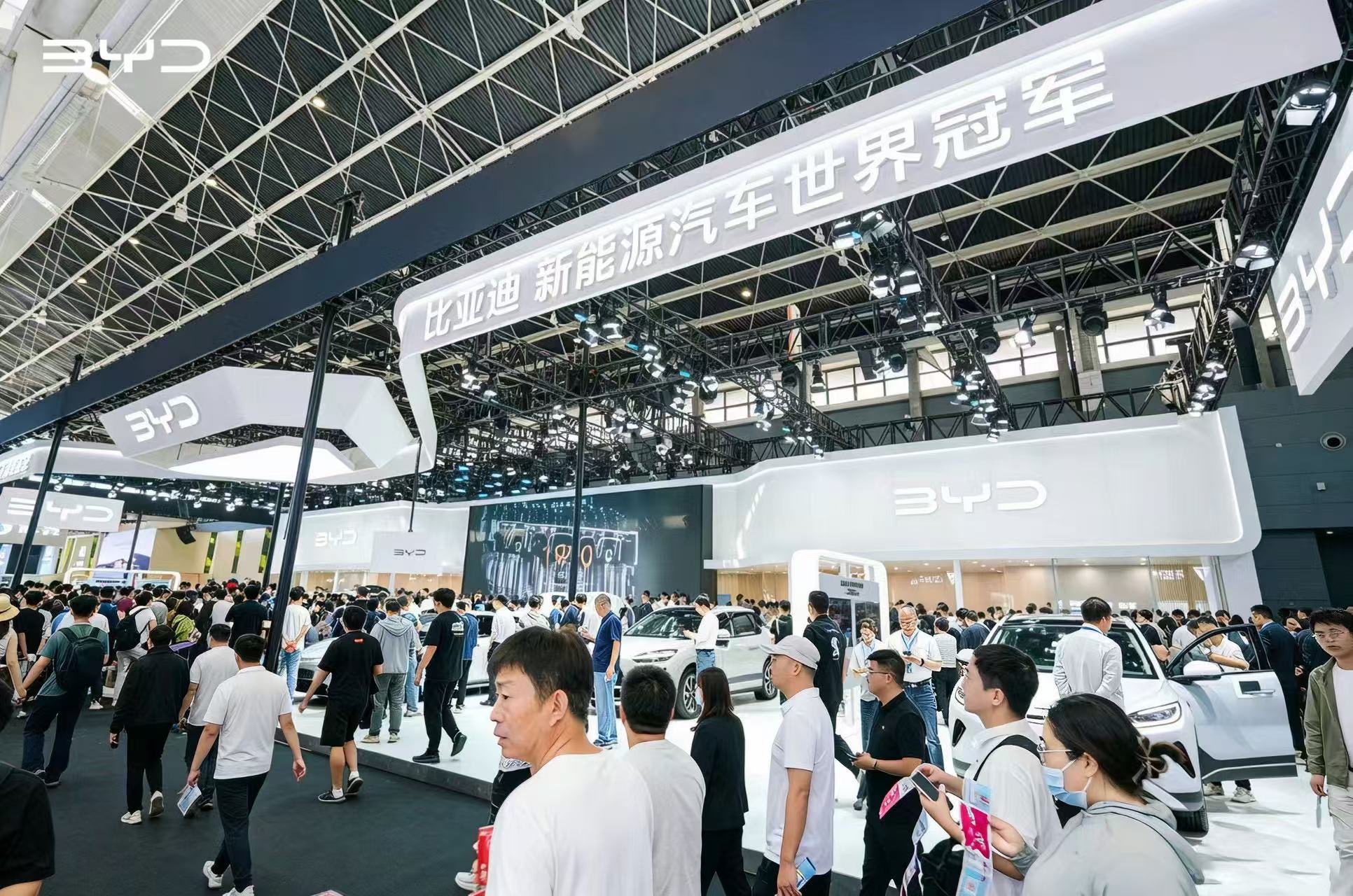 比亚迪大汉携手海狮08共同闪耀2026石家庄车展