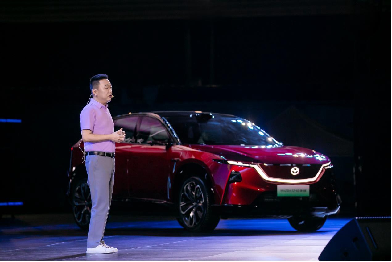 MAZDA EZ-60激光版上市 2026长安马自达粉丝盛典启幕